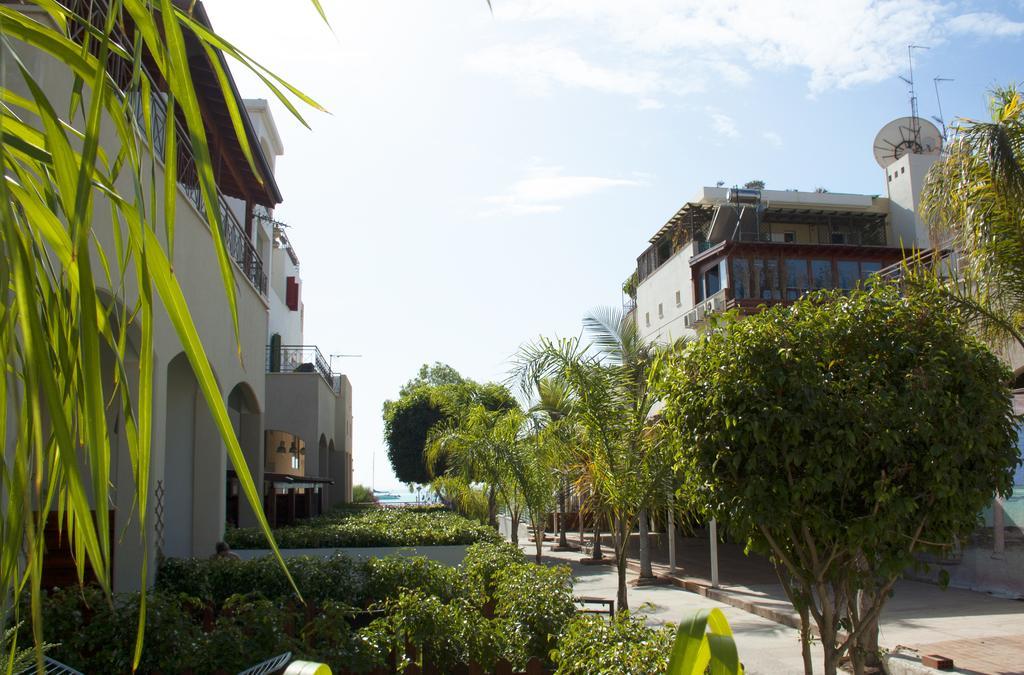 Sunrise Arches Apartments Лімасол Номер фото